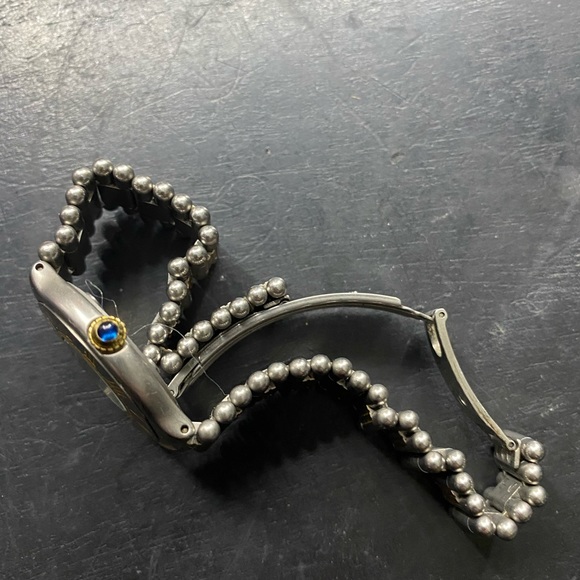 Vintage Cartier watch ! Worn on special occasions ! Like new ! - Picture 3 of 4